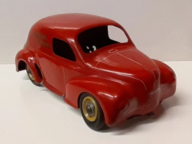 MIGNONNE Cute RARE ++ CIJ VOITURE MECANIQUE Mechanical car - RENAULT 4CV