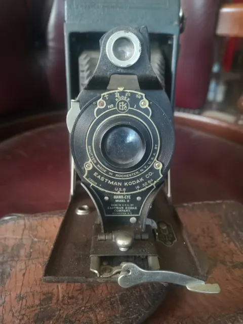 Vintage Kodak NO2A Folding Cartridge Hawkeye Model B Camera