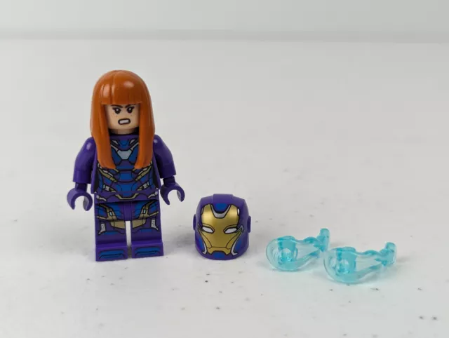 LEGO Marvel Super Heroes: Avengers: Iron Rescue Minifigure (Pepper Potts)  in Red Armor with Drone