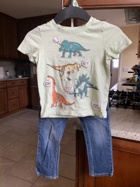 Oshkosh Jeans And Dino Tshirt Boy 3T