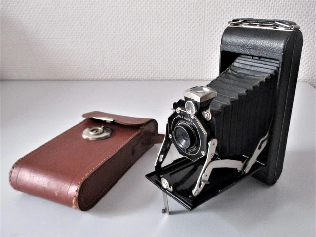 Ancien APPAREIL PHOTO ARGENTIQUE a SOUFFLET KODAK-SIX-16   N°1 KODAL made in USA