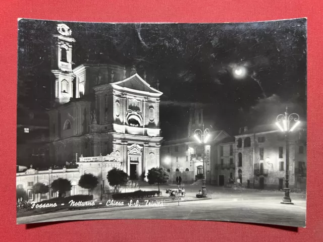 Cartolina - Fossano ( Cuneo ) - Notturno - Chiesa S. S. Trinità - 1960 ca.