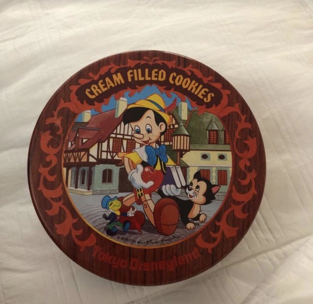 VINTAGE WALT DISNEY Pinocchio Tokyo Disneyland Tin Box Metal Container