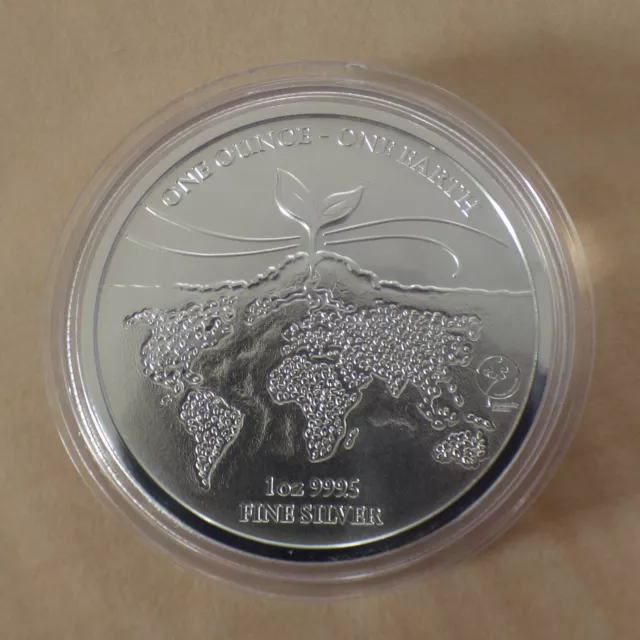 Fiji 1$ One Earth 2022 silver 99.9% 1 oz silver coin   within a capsule (argent)