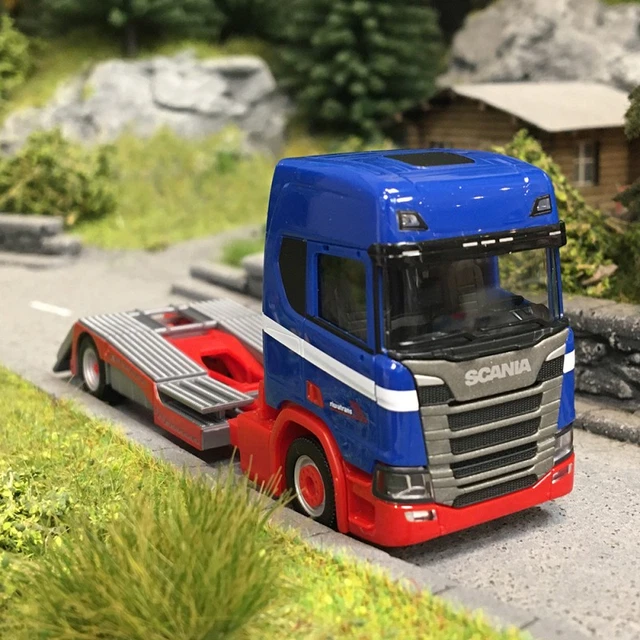 Camion avec remorque surbaissée 5 essieux SPIESS – SCANIA CR