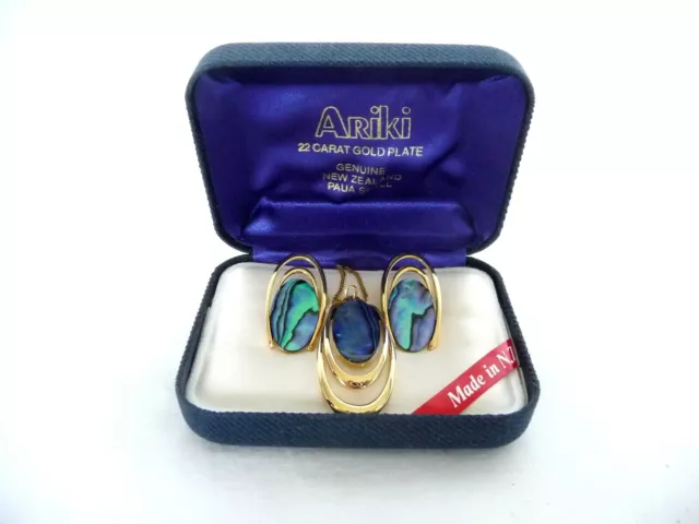 Ariki paua shell bracelet deals