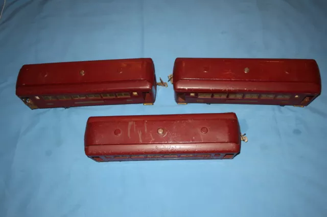 2 Lionel Pre-war Standard Gauge #319 Pullmans & #322 Observation Passenger Car 3