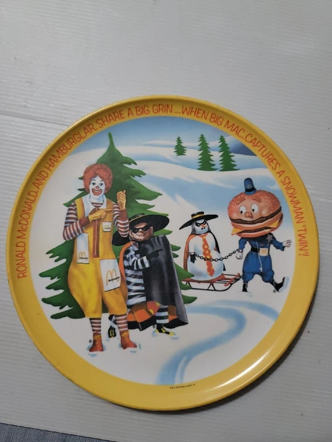 1977 Ronald McDonald's Winter Seasons Plate 10 Inch Near Mint Vintage Hamburger