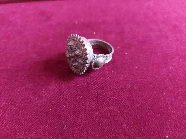 magnifique bague médiévale bronze