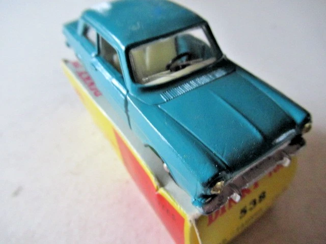 Dinky toys France, ford taunus 12M turquoise, ref 538, superbe etat d'origine proche du neuf - Collection