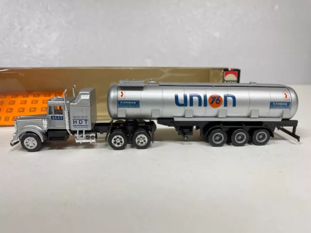 Herpa 1:87  950202 Kenworth Tankzug in OVP #A022