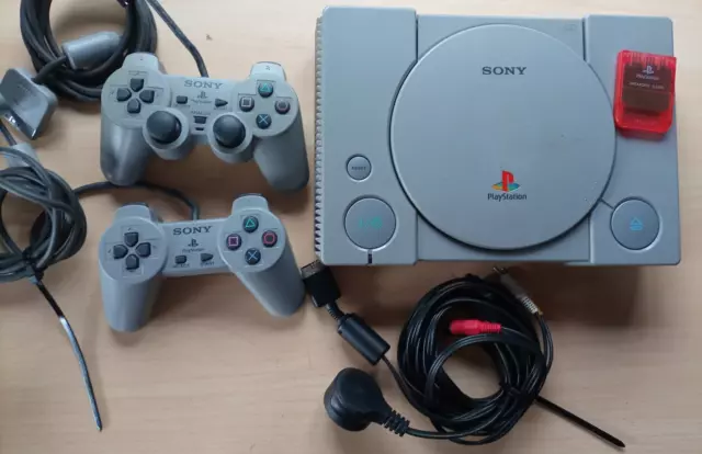 SCPH-7502 Sony PlayStation 1 PS1 Console Region Free PAL NTSC w/ Accessories