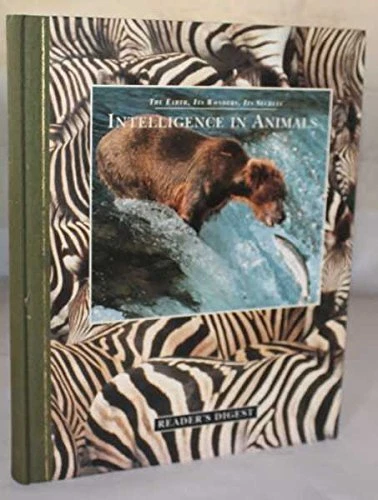 INTELLIGENCE IN ANIMALS By M Bright - Hardcover *Excellent Condition*