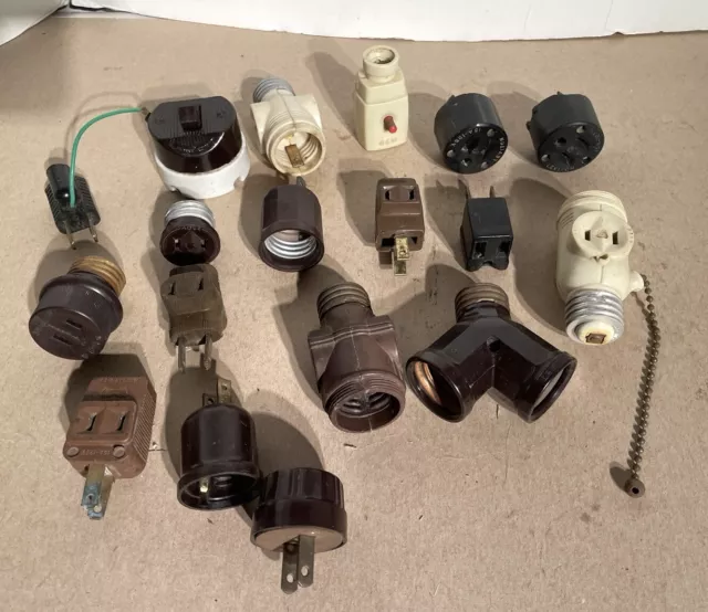 HUGE Vintage LOT Outlet Adapters 3 Prong 2-way 3-Way Light Socket Plug Splitters