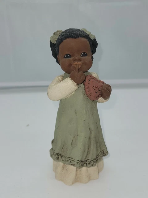 Martha Holcombe All God's Children 4.5" Angel Figurine #135 Gold Is Love Signed