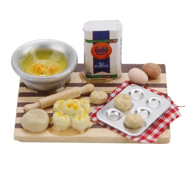 DOLL HOUSE ACCESSORIES 112th Miniature Chopping Board to make Scones