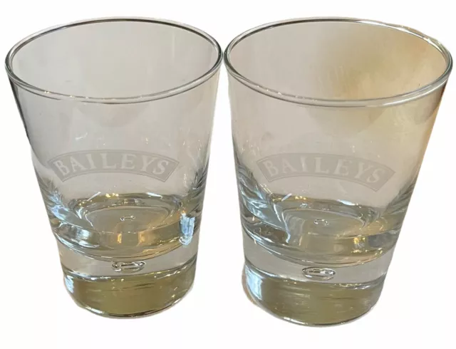 Set Of 2 Baileys Irish Cream Clear Etched Glasses Bubble Bottom Collectible Logo