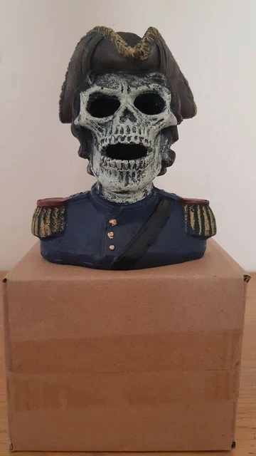 Aquarium Ornament New Superfish Skull Pirate Decoration Fish tank