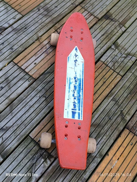 Skateboard Vintage Années 70 Old School – Fibre De Verre Cosmic Space Age (rare)