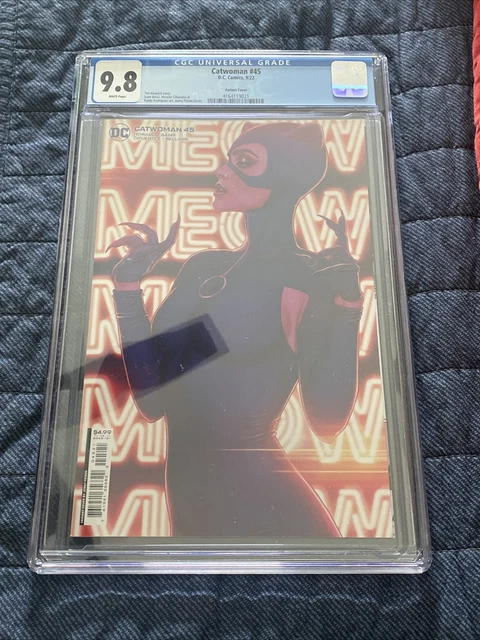 Catwoman #45 CGC 9.8 Graded Cover B Jenny Frison Variant DC Comics 2022