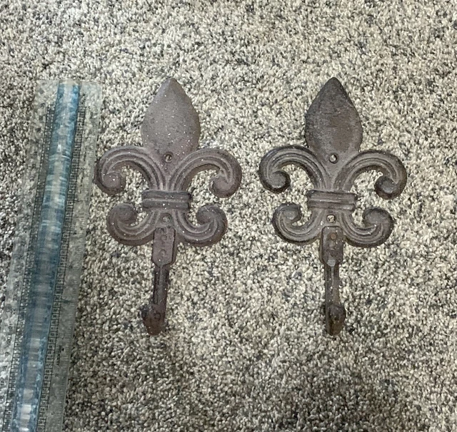 2 Antique Fleur De Lis Design metal  hooks 2