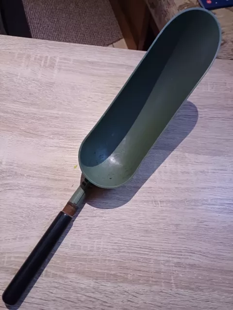 Gardner Baiting Spoon- Carp Fishing