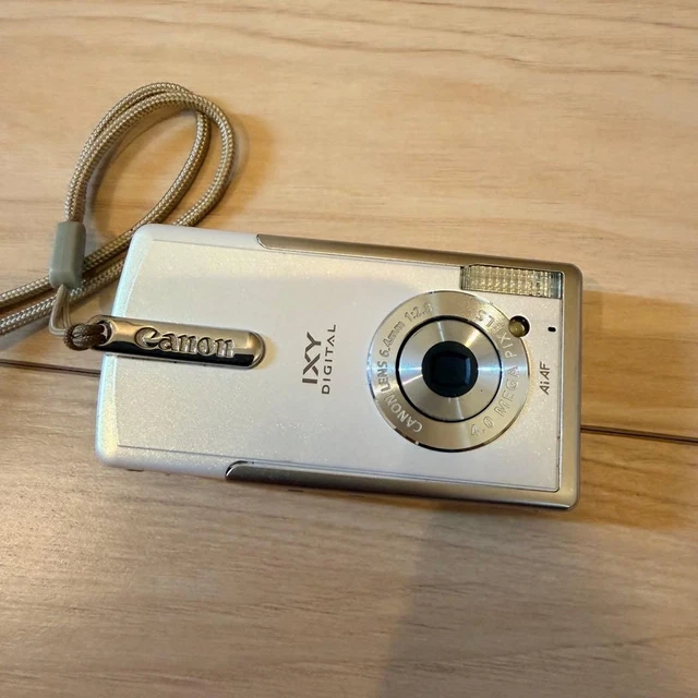 CANON IXY DIGITAL L PC1060 White Compact Digital Camera Tested
