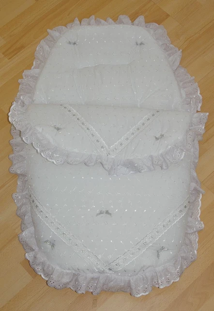 Cosy Toes/Footmuff 3in1 in white+ silver ribbon & bows