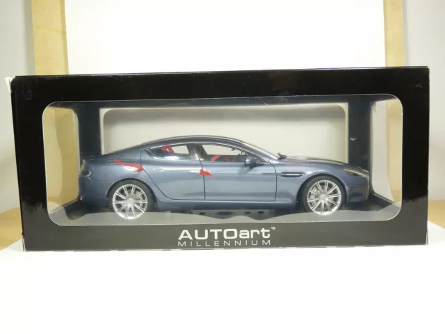 Autoart 70218 1/18 2010 Aston Martin Rapide Diecast Metal Model Car