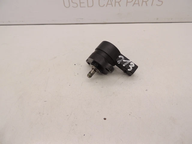 D213 Mercedes-Benz C W203 2001 Regolatore pressione carburante A6110780149, 0281002241