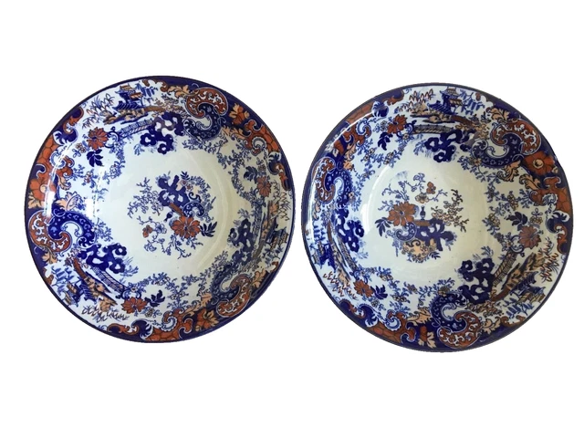 2 Antique Blue & Iron Red Chinoiserie Decorated Dishes