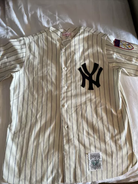 Mickey Mantle New York Yankees Mitchell & Ness Throwback Authentic Jersey - Cream
