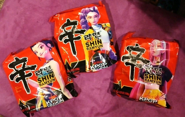 3PK KPOP DEMON Hunters SHIN Ramyun Ramen Huntrix Rumi Zoey Mira golden ...