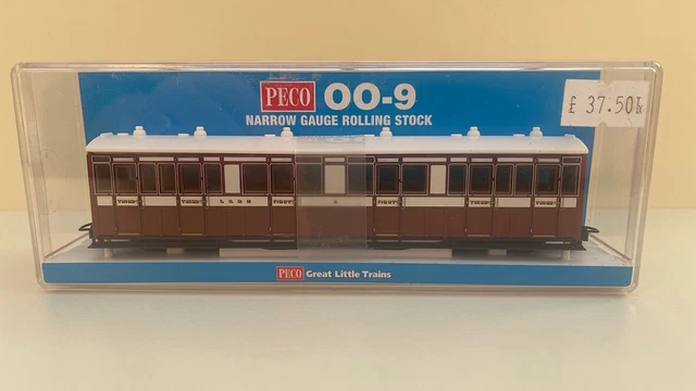 PECO OO9 LYNTON & Barnstaple Railway Livery All 3rd Composite Coach No ...