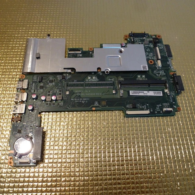 Carte mère motherboard Satellite Radius 12 P20W-C-103