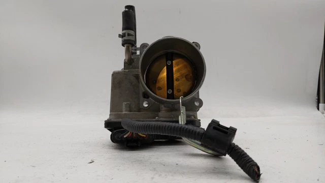 2008-2016 Toyota Highlander Throttle Body R6GOB