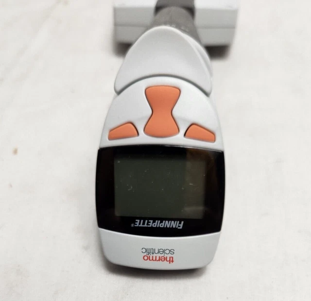 THERMO SCIENTIFIC FINNPIPETTE Multichannel Pipettor, 8 Channel, 30300