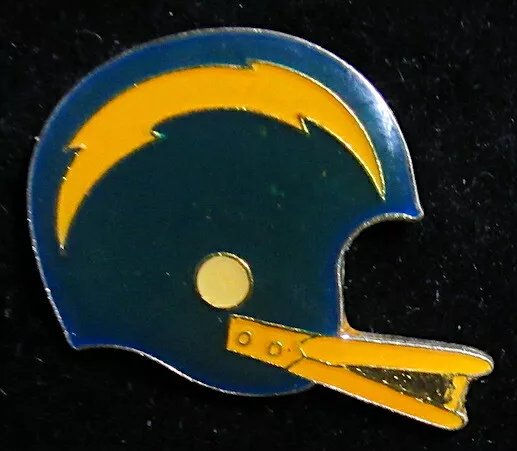 SAN DIEGO CHARGERS  VINTAGE 1980's NFL HELMET Enamel LAPEL PIN ~ NEW / OLD STOCK
