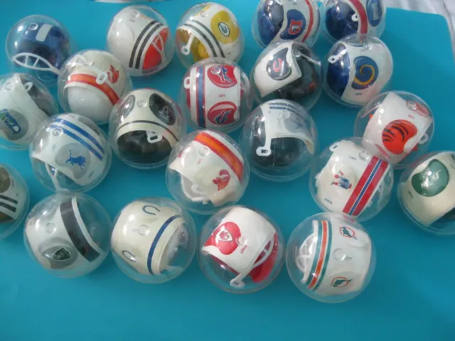 Gumball Helmet NFL 1980's AA OPI Vending Machine Plastic Mini Football Vintage
