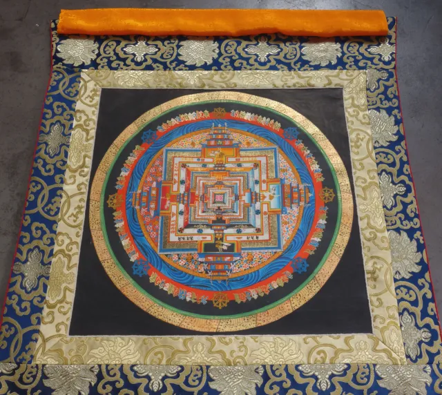 Thangka Masterpiece KALACHAKRA Mandala des Dalai Lama in Brokat mit Gold 92x63cm