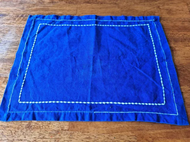 Vintsge Bright Blue Linen White Embroidered Placemat Doily Table Setting As New
