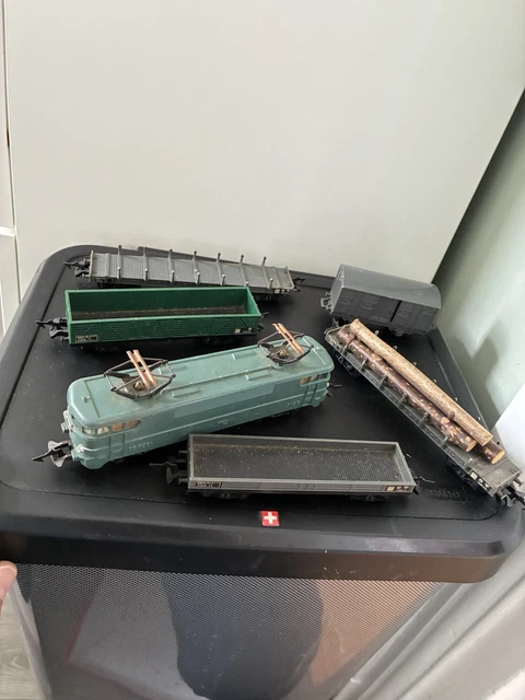 Locomotive BB 9201 jouef non testee + catalogue + 2 echangeur rails