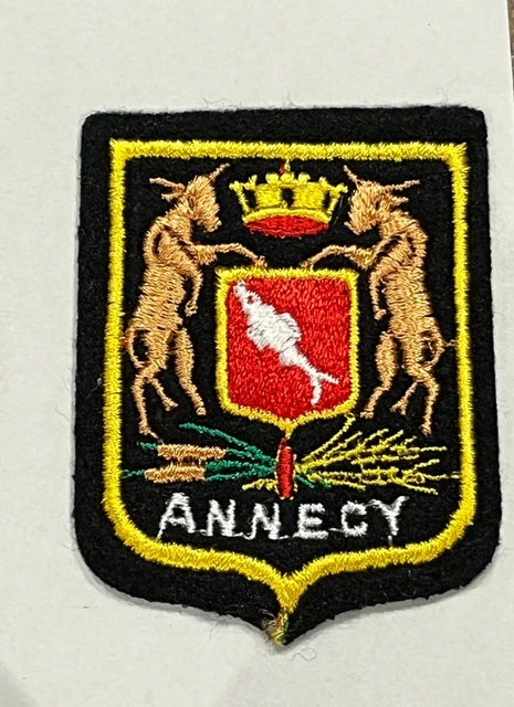 ECUSSON - BRODE EMBROIDERED PATCH VILLE VILLAGE BLASON SKI GRAND ECUSSON - BRODE EMBROIDERED PATCH VILLE VILLAGE BLASON SKI GRAND