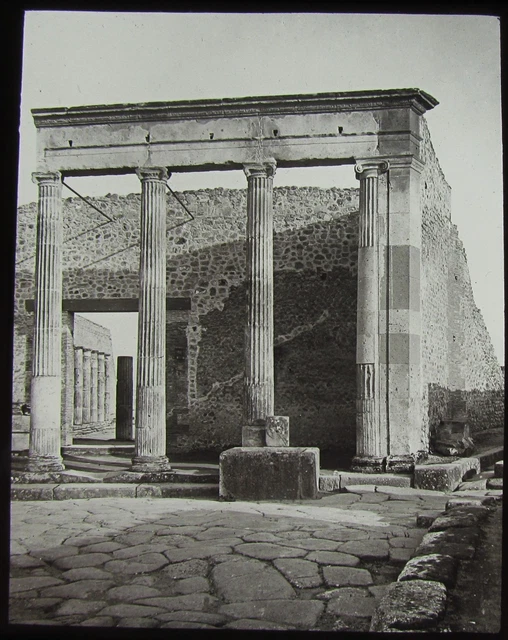 Glass Magic Lantern Slide MOUNT VESUVIUS & POMPEII NO17 FORUM ARCADE C1890 PHOTO