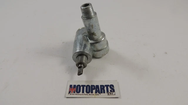 thumbnail image 2 of Genuine Triumph Tacho Drive Assembly 71-7011 – 650/750, 1969-On (Left Hand Thread) 2 of 6