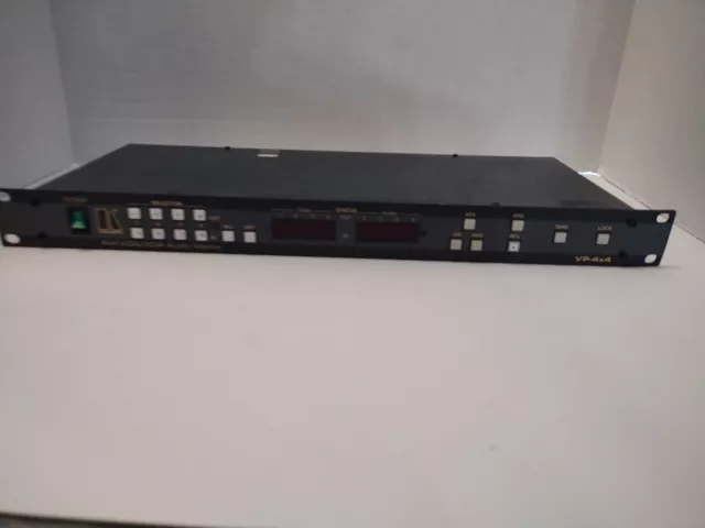 Interruptor de matriz de video y audio estéreo Kramer VP-4X4K 4x4 UXGA VGA