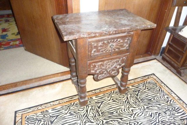 Antigua Mesilla Artesanal En Madera Maciza