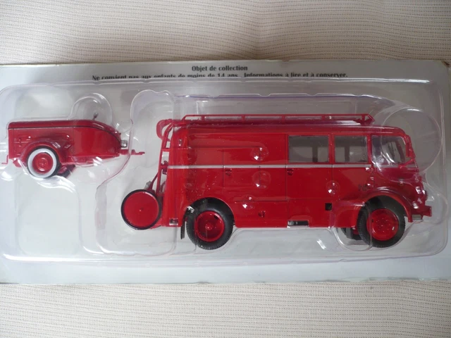 Camion Berliet Gla 5 Ambulance 1961 - Modèle Réduit 1:43 - Édition Edicola - Collection