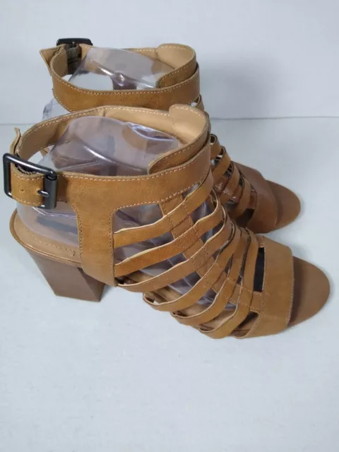 Tahari Brown Sandals Leather size 10 Avid Bohemian Ankle Buckle Chunk heel 3