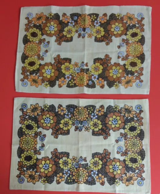 2 Vintage 1950-70s Linen Floral Placemats Tablemats Retro Kitsch Table Cloth Mat